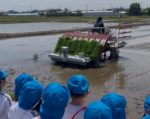 年長　田植え見学🌾